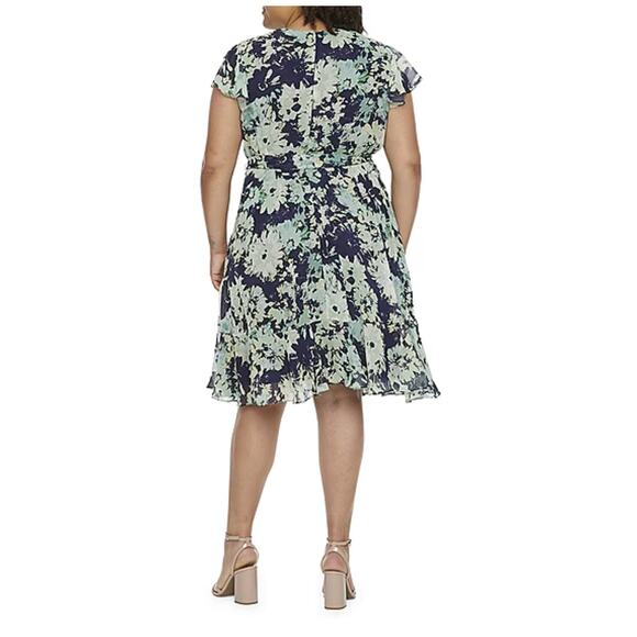 Danny & Nicole Plus Short Sleeve Floral Wrap Dress Size 16 - Picture 2 of 8